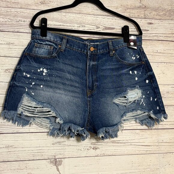 NWT NoBo High Rise Mom Fit Jean Shorts NWT Sz 15 - Picture 2 of 6
